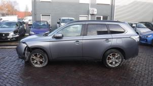 Mitsubishi Outlander 12-