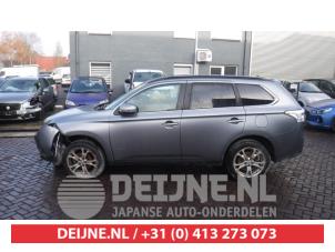 Mitsubishi Outlander 12-