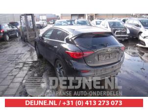 Infiniti Q30 15-