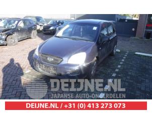 Kia Carens Computer Body Control O348290 Donorvoertuig