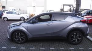 Toyota C-HR 16-