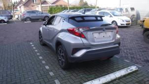 Toyota C-HR 16-