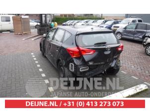 Toyota Auris 13-
