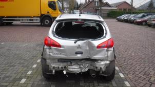 Mitsubishi Colt 04-