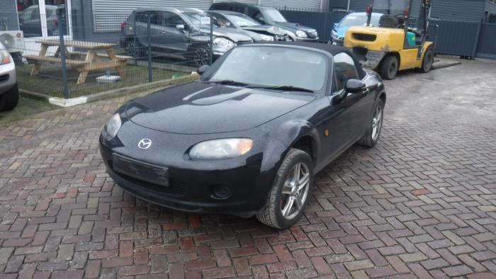 Mazda MX-5 Getriebe Halterung O373376 Spenderfahrzeug