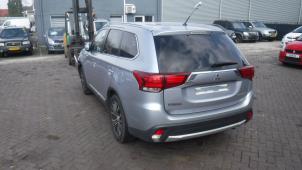 Mitsubishi Outlander 12-