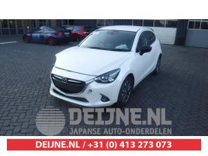 Mazda 2 15-