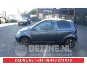 Toyota Yaris 1 00-