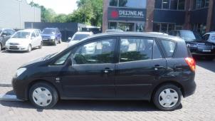Toyota Corolla Verso 02-