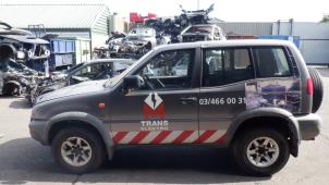 Nissan Terrano II 93-