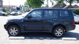 Mitsubishi Pajero 00-