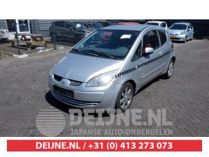 Mitsubishi Colt Extra Remlicht midden O426039 Donorvoertuig