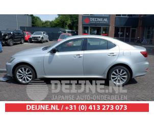 Lexus IS 05-