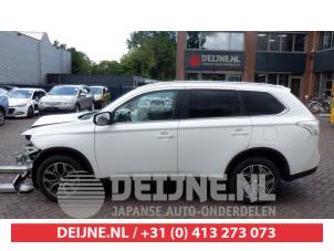 Mitsubishi Outlander 12-