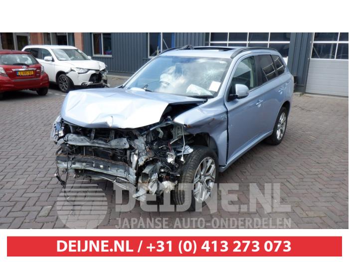 Mitsubishi Outlander Transfer Modul 4x4 O373762 Spenderfahrzeug