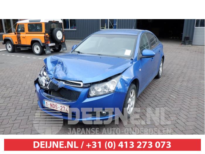 Chevrolet Cruze Radiobedienfeld O413285 Spenderfahrzeug