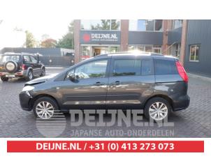Mazda 5 05-