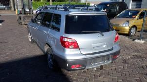 Mitsubishi Outlander 03-