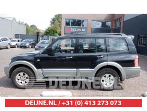 Mitsubishi Pajero 00-