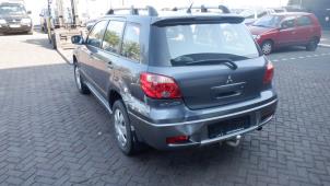 Mitsubishi Outlander 03-