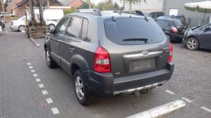 Hyundai Tucson 04-