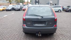 Nissan Almera Tino 01-