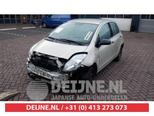 Toyota Yaris Fenstermechanik 4-türig links hinten O416125 Spenderfahrzeug
