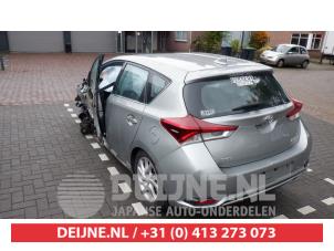 Toyota Auris 13-