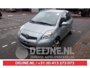 Toyota Yaris Tacho - Kombiinstrument KM O305162 Spenderfahrzeug