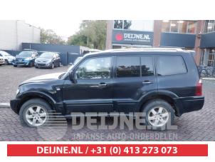 Mitsubishi Pajero 00-