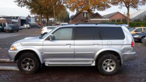 Mitsubishi Pajero Sport 02-