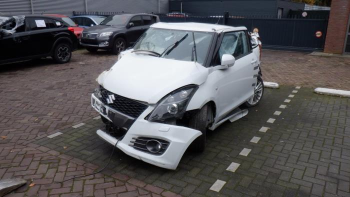 Suzuki Swift Startmotor O398546 Donorvoertuig
