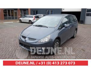 Mitsubishi Grandis 04-