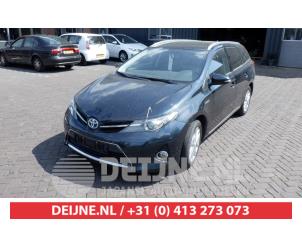 Toyota Auris Gasdemper rechts-achter O295497 Donorvoertuig