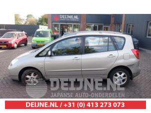 Toyota Corolla Verso 02-