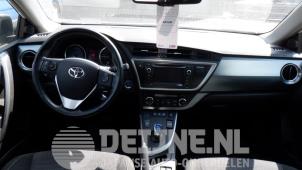 Toyota Auris 13-