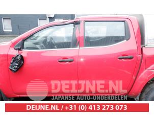 Nissan Navara 14-