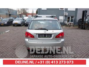 Toyota Avensis Verso 01-
