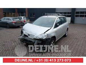 Toyota Avensis Verso Extra Ruit 4Deurs links-achter O400724 Donorvoertuig