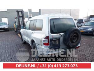 Mitsubishi Pajero 00-