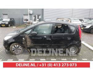 Mitsubishi Colt 04-