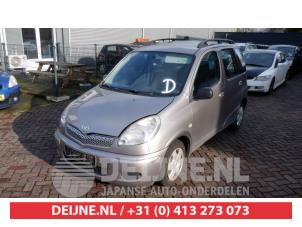 Toyota Yaris Verso Uitlaat Middendemper O409152 Donorvoertuig