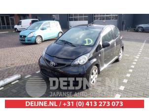 Toyota Aygo Ruit 2Deurs rechts-achter O410403 Donorvoertuig