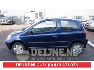 Toyota Yaris 1 00-