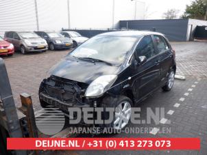 Toyota Yaris Stoßstangenrost O413085 Spenderfahrzeug