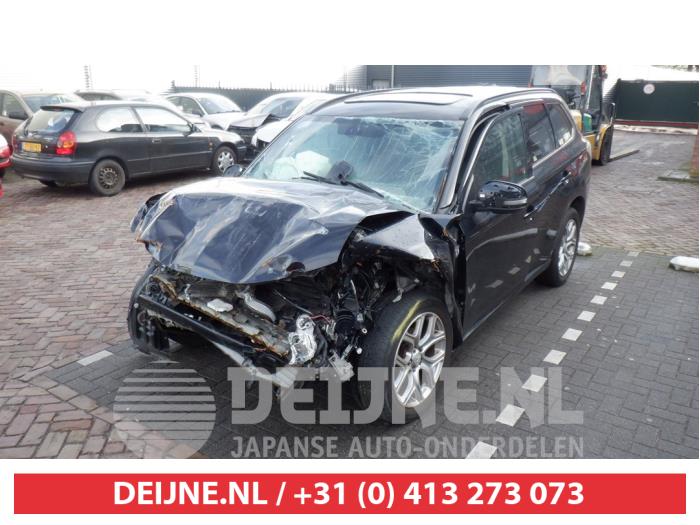 Mitsubishi Outlander Piston O416098 Donor vehicle