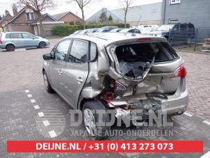 Kia Venga 10-