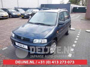 Mazda Demio Kotflügel rechts vorne O414122 Spenderfahrzeug