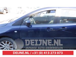 Mazda 5 05-