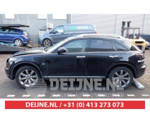 Infiniti FX 03-